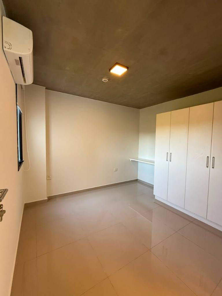 DEPARTAMENTO DE 2 DORMITORIOS CON COCHERA Y EQUIPADO EN INSIGNIA 3 ZONA CIT — foto 2