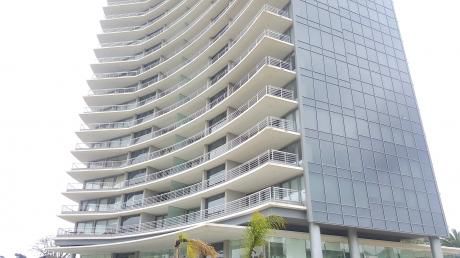 Alquiler Apartamento 2 Dormitorios Vista A La Mansa