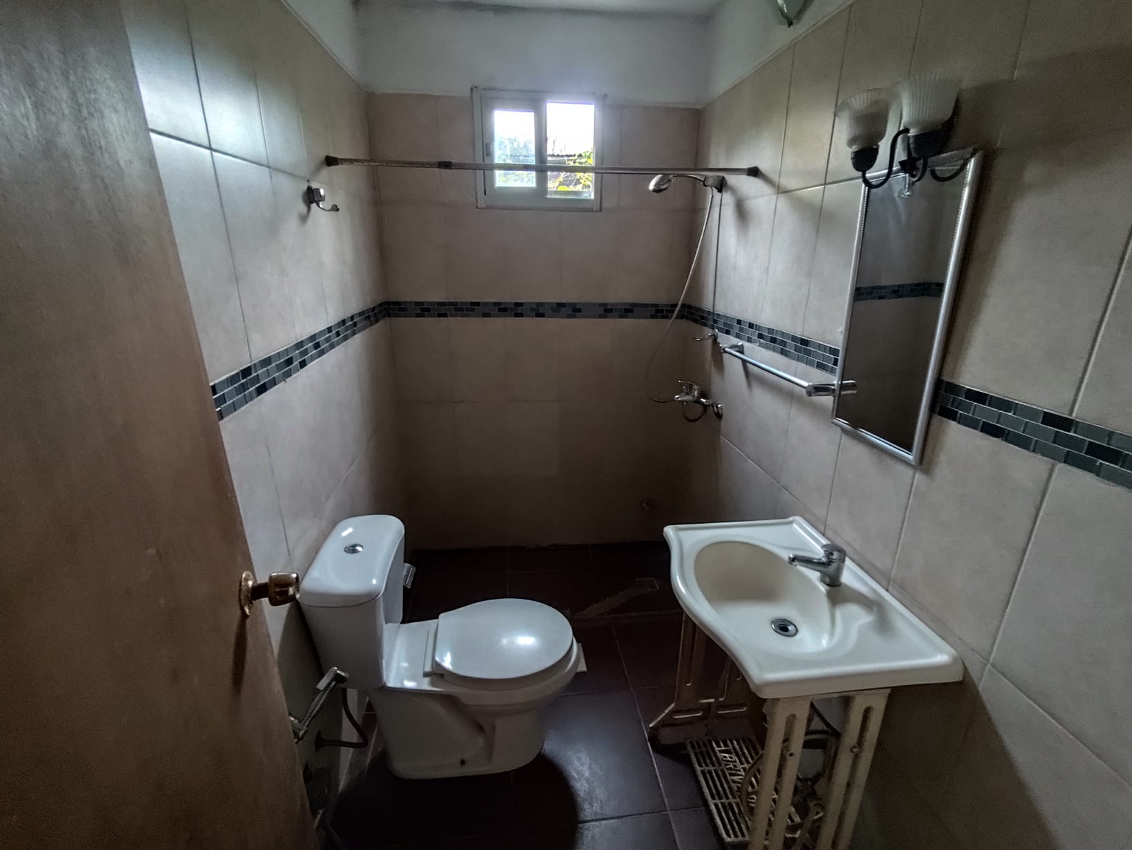 Apto 2 Dormitorios, Calle Leandro Gomez · Foto 2