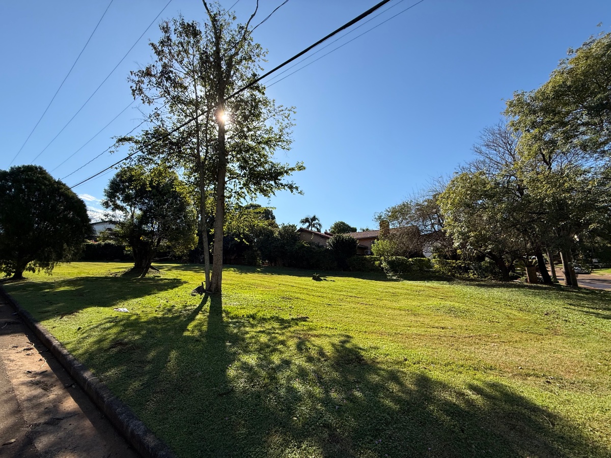 VENDO TERRENO EN EXCLUSIVO CONDOMINIO PARANA COUNTRY CLUB - HERNANDARIAS — foto 3