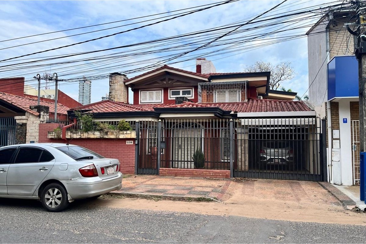 Casa en alquiler en Mburucuyá