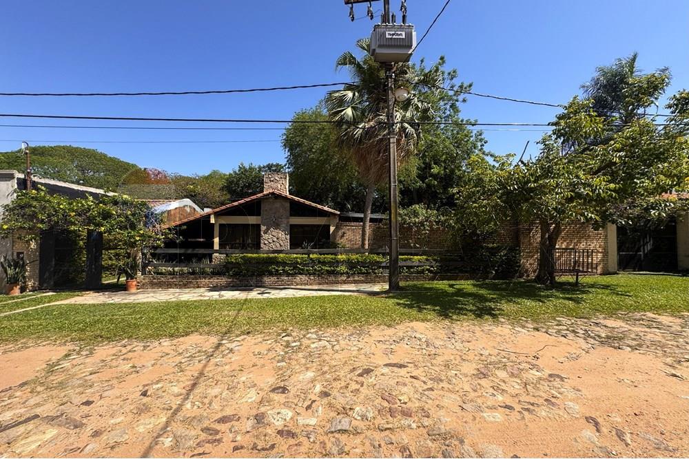 Casa de Verano - Alquiler - San Bernardino, Paraguay — foto 2