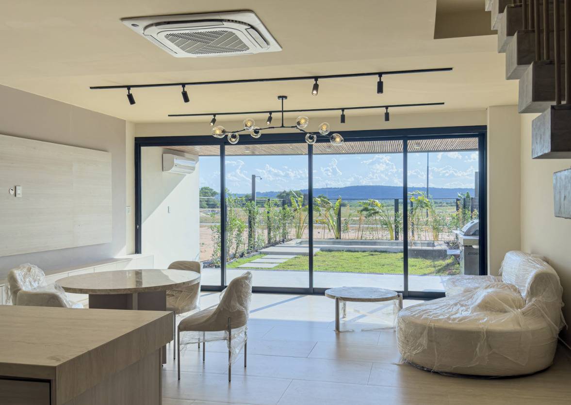 EN VENTA Townhouse de 4 Dormitorios en Highlands - San Bernardino — foto 3