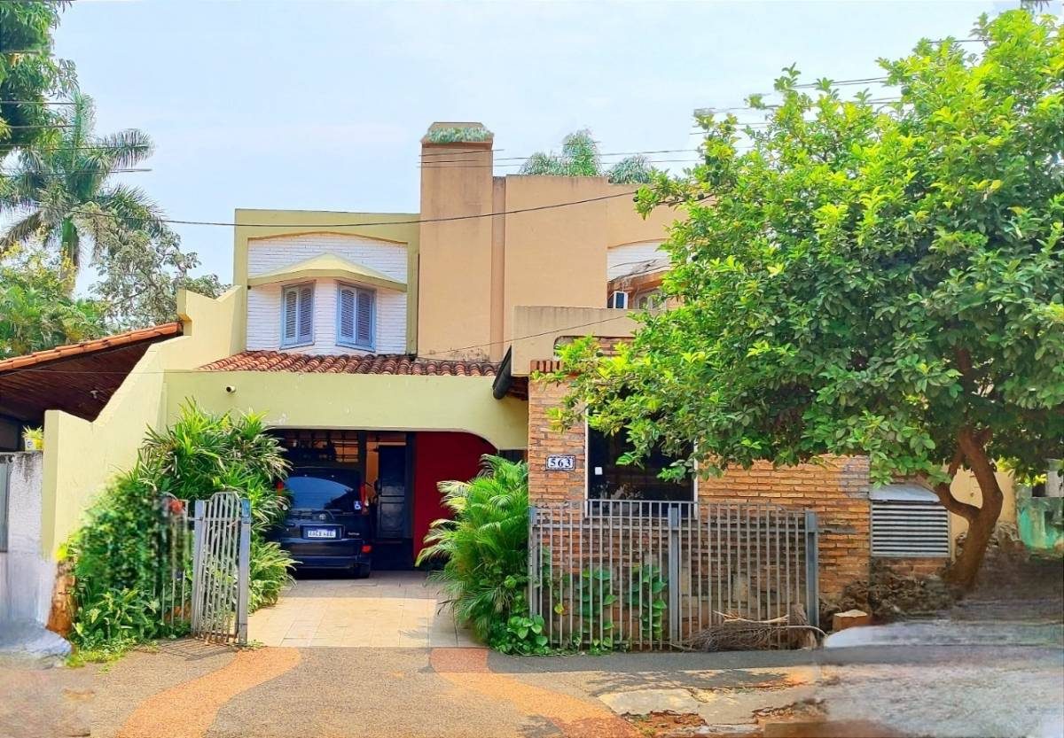 CASA DE DOS PLANTAS PINOZA — foto 2