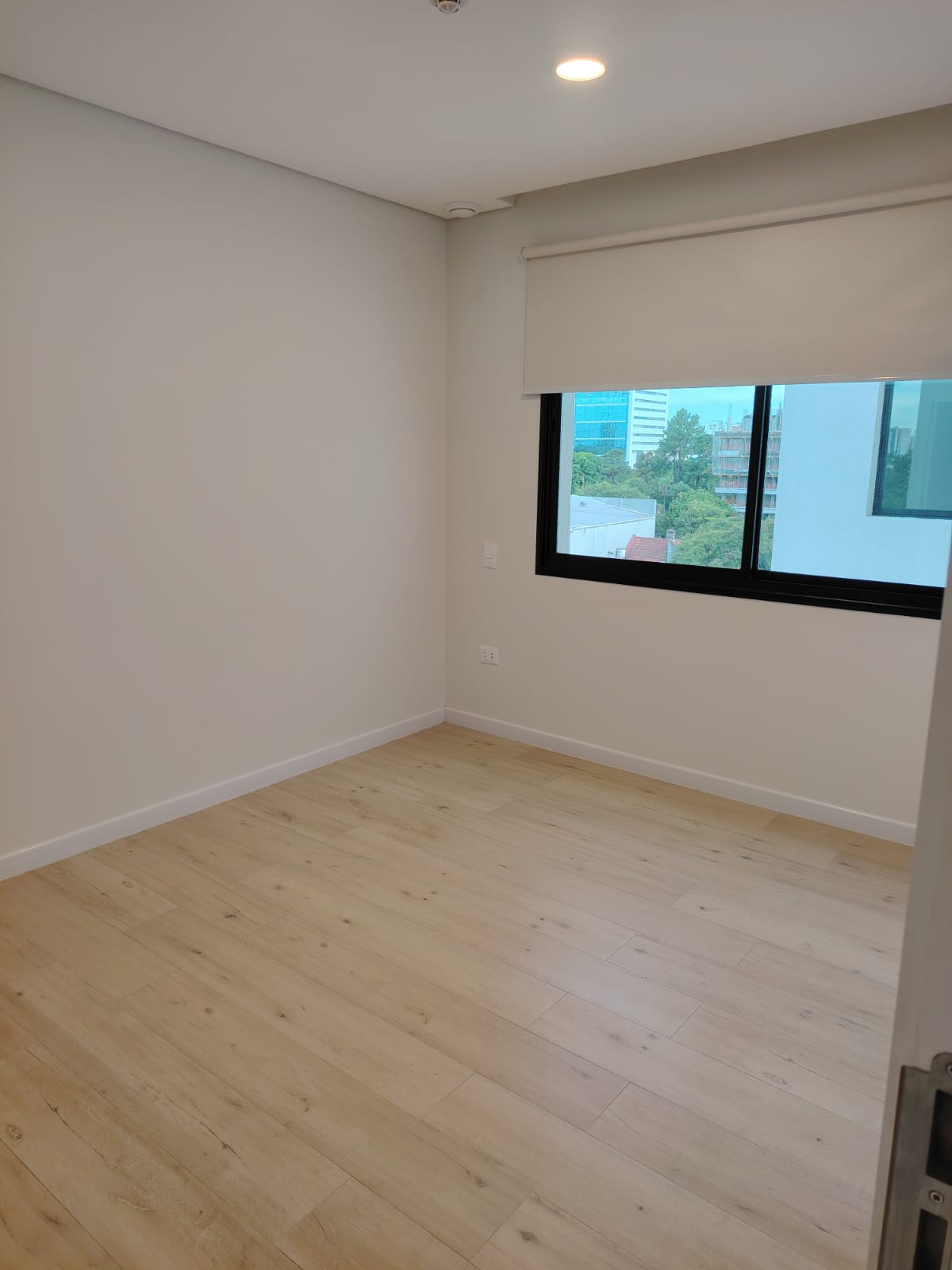 ALQUILO DPTO DE 1 DORM VILLAMORRA — foto 2