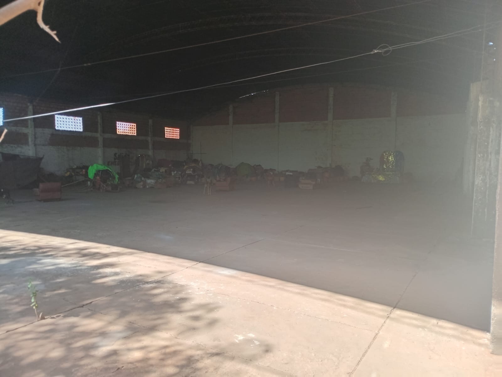Alquilo amplio depósito en san Lorenzo 1.000m2 — foto 3