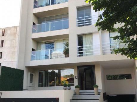 E040. Vendo Hermoso Departamento En Bº Las Carmelitas!!!