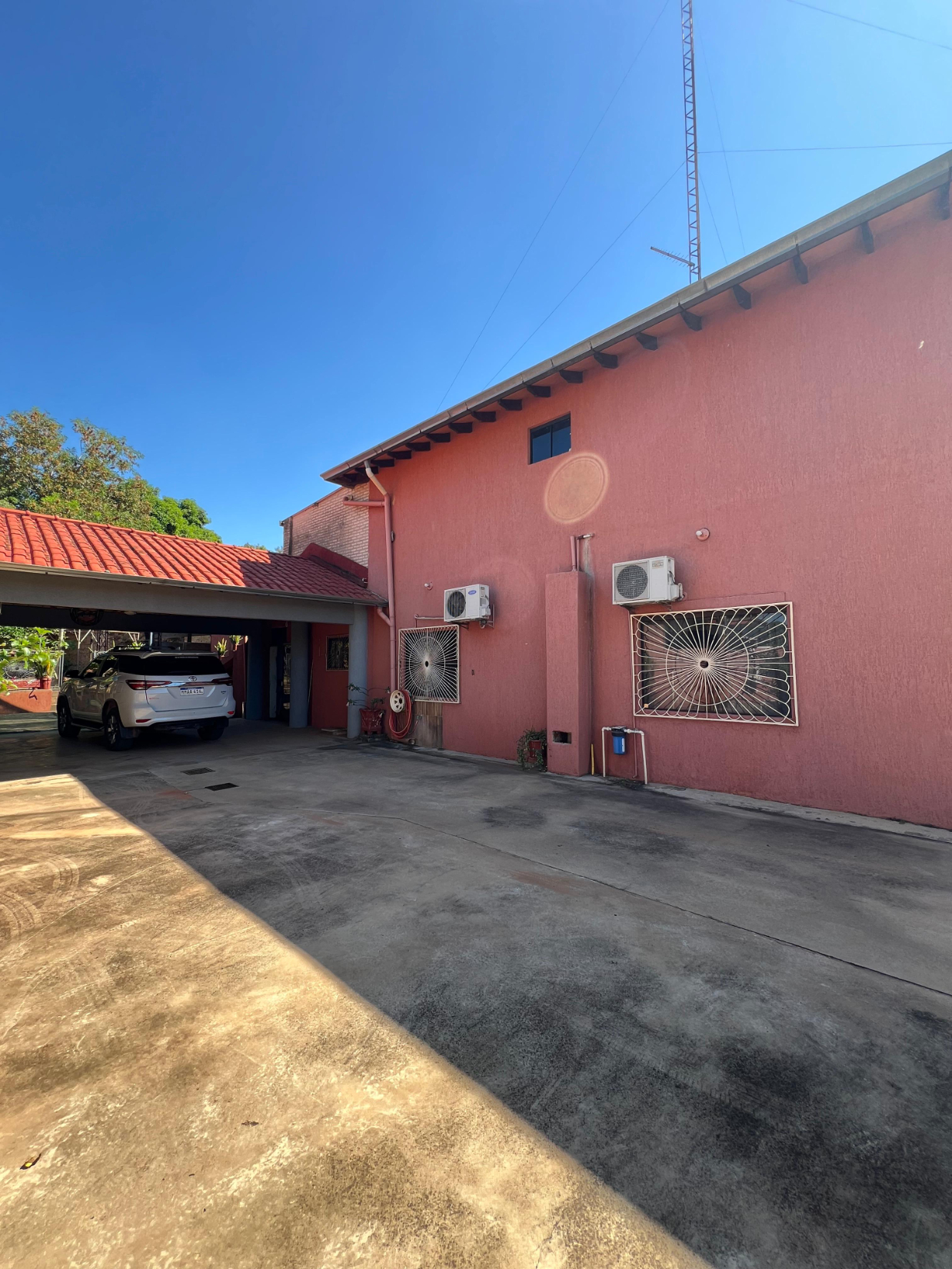 CASA EN VENTA EN CAPIATÁ | CON FRENTE COMERCIAL — foto 3