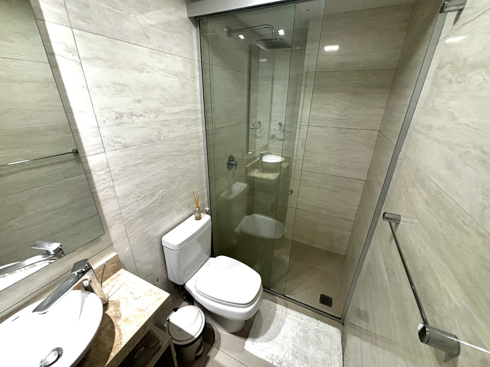 Departamento-Alquiler-PY Asunción Villa Morra — foto 2
