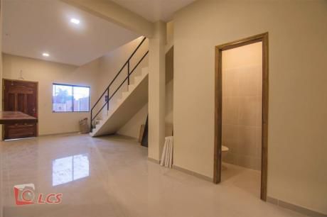 Duplex A Estrenar En Lambare, Zona Carretera De López