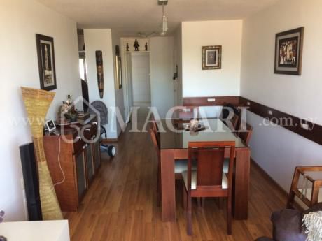Apartamento Piso 2 Al Frente Sobre Ramón Anador