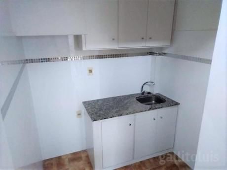 Oportunidad! Sin Gastos Comunes. Terraza De Uso Exclusivo!