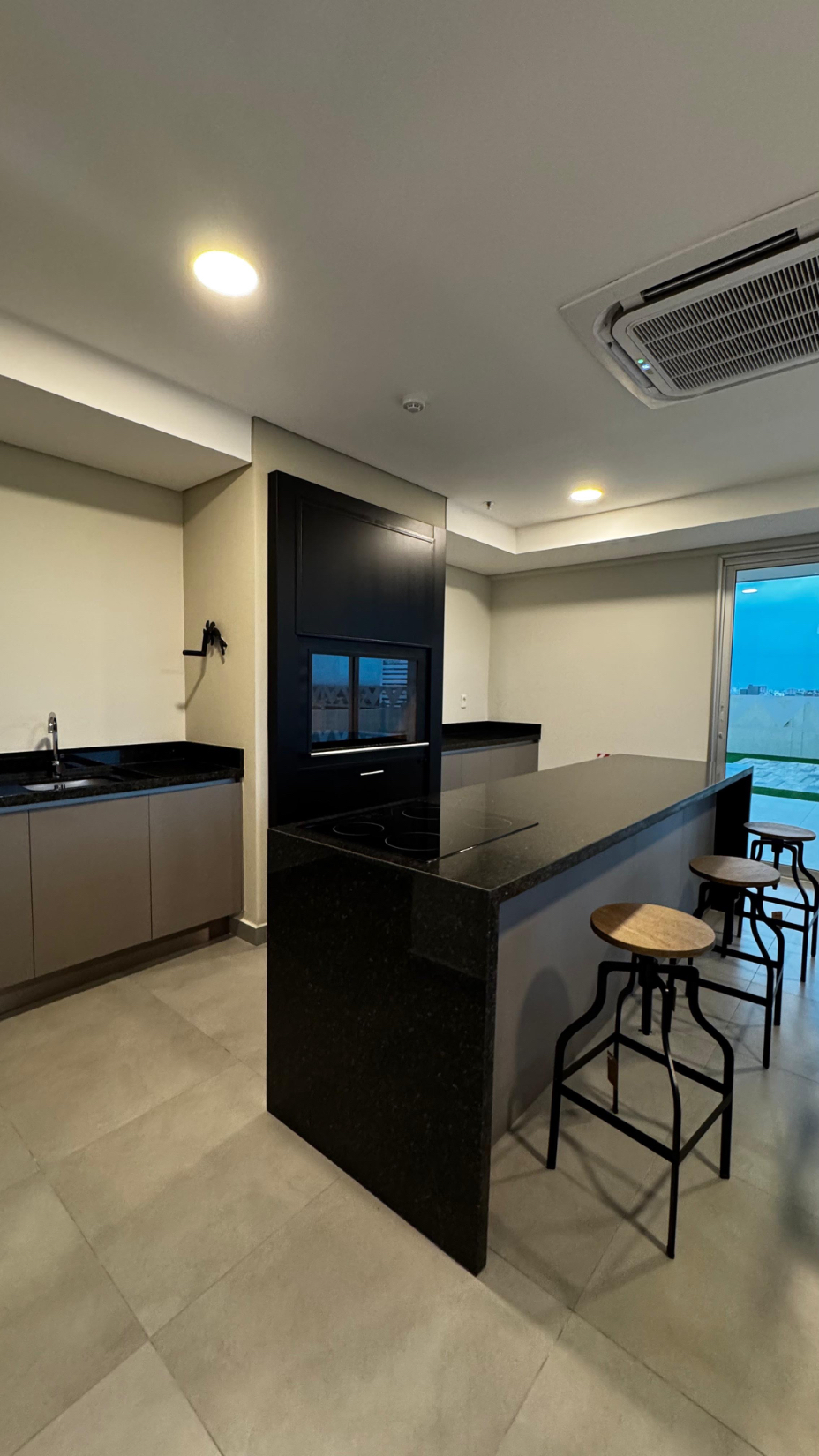 Departamento en alquiler en Villa Morra, Asunción — foto 2
