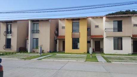 Cond. Colonial Norte Av. Banzer Km 9