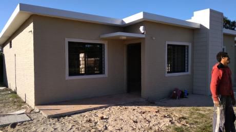 Casas A Estrenar En Pinamar Sur.a Una Cuadra De La Rambla