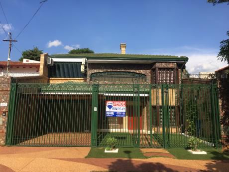 Hermosa Casa En Villa Aurelia