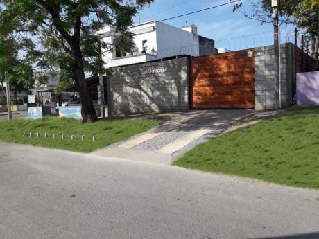 Venta Cochera Para Inversión - Alta Rentabilidad (14 Lugares)
