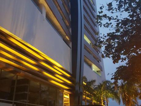 Lujoso Departamento En Alquiler En Equipetrol