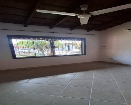 EN ALQUILER CASA EN BARRIO MBOCAYATY — foto 2