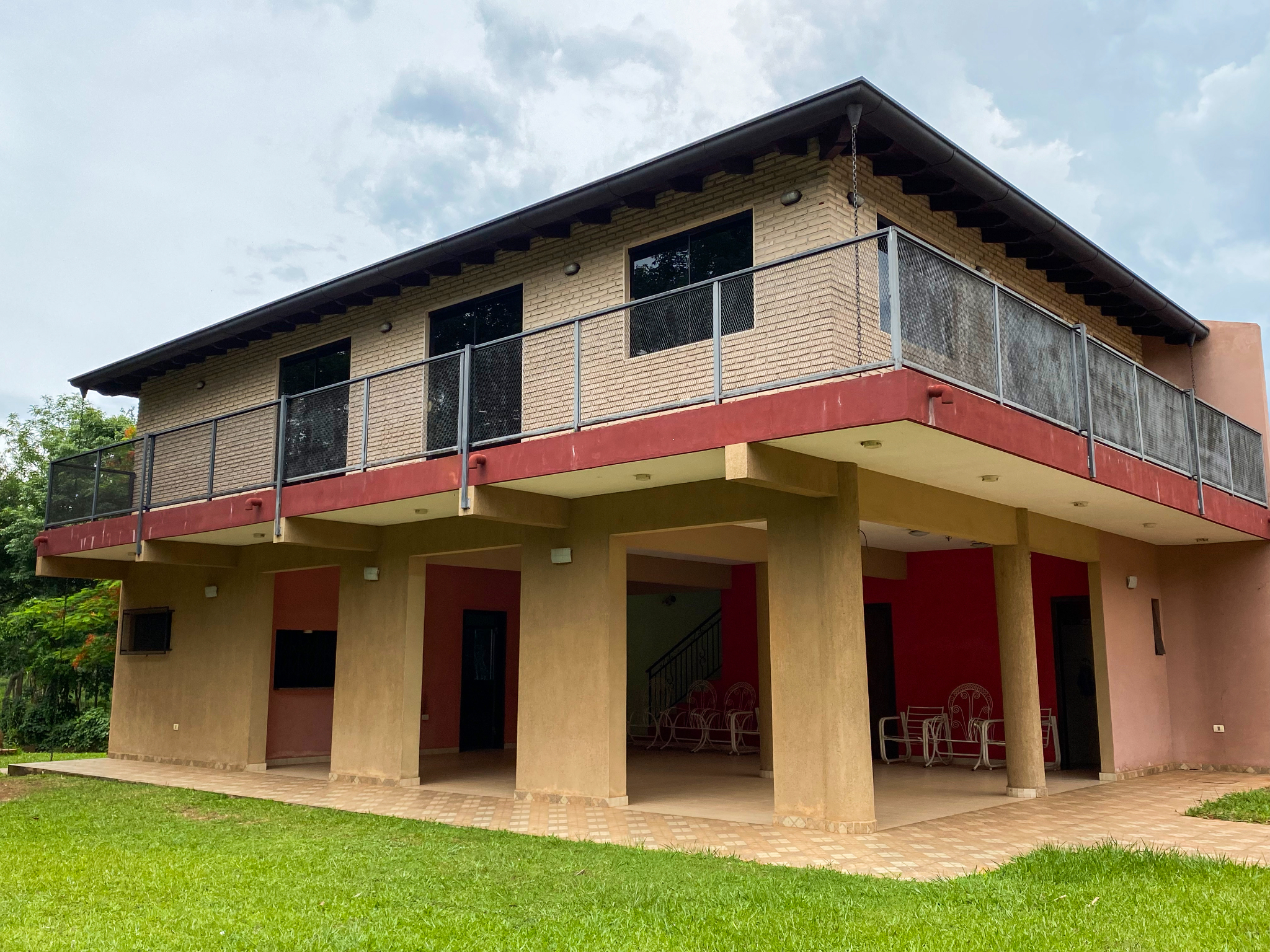 VENDO CASA EN YAGUARON SOBRE RUTA 4.666 m2 — foto 3