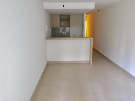 Venta De Monoambiente A Estrenar En Pocitos