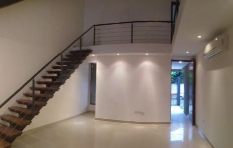 Amplio Duplex De 3 Pisos En Miraflores