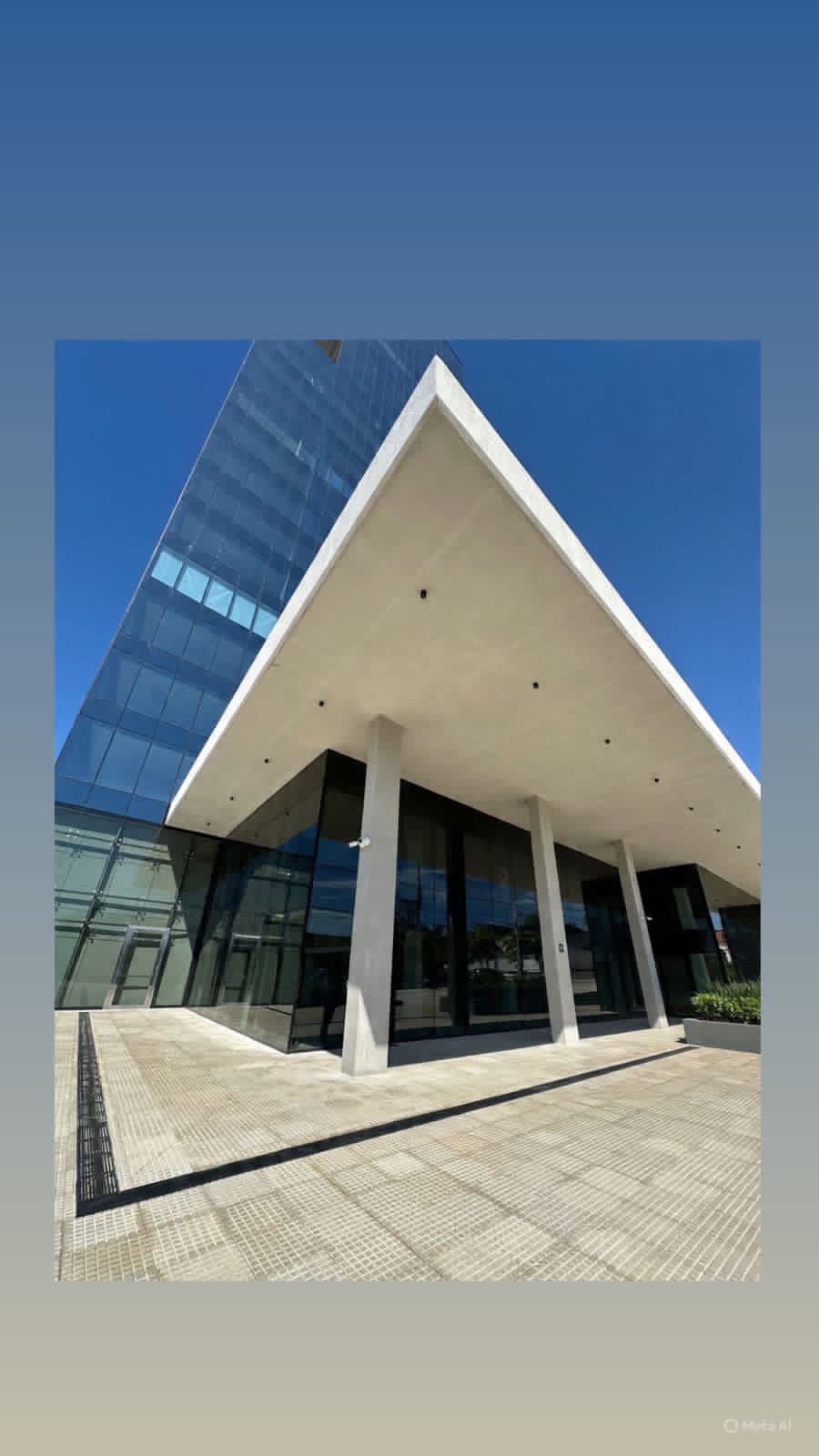 BARRIO JARA, EN ALQUILER SALÓN COMERCIAL EN PLANTA BAJA DE 500 M2 — foto 2