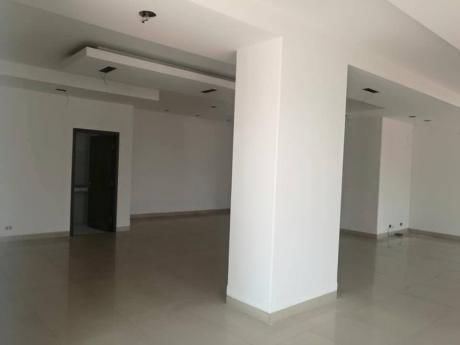 Local Comercial En La Ballivian