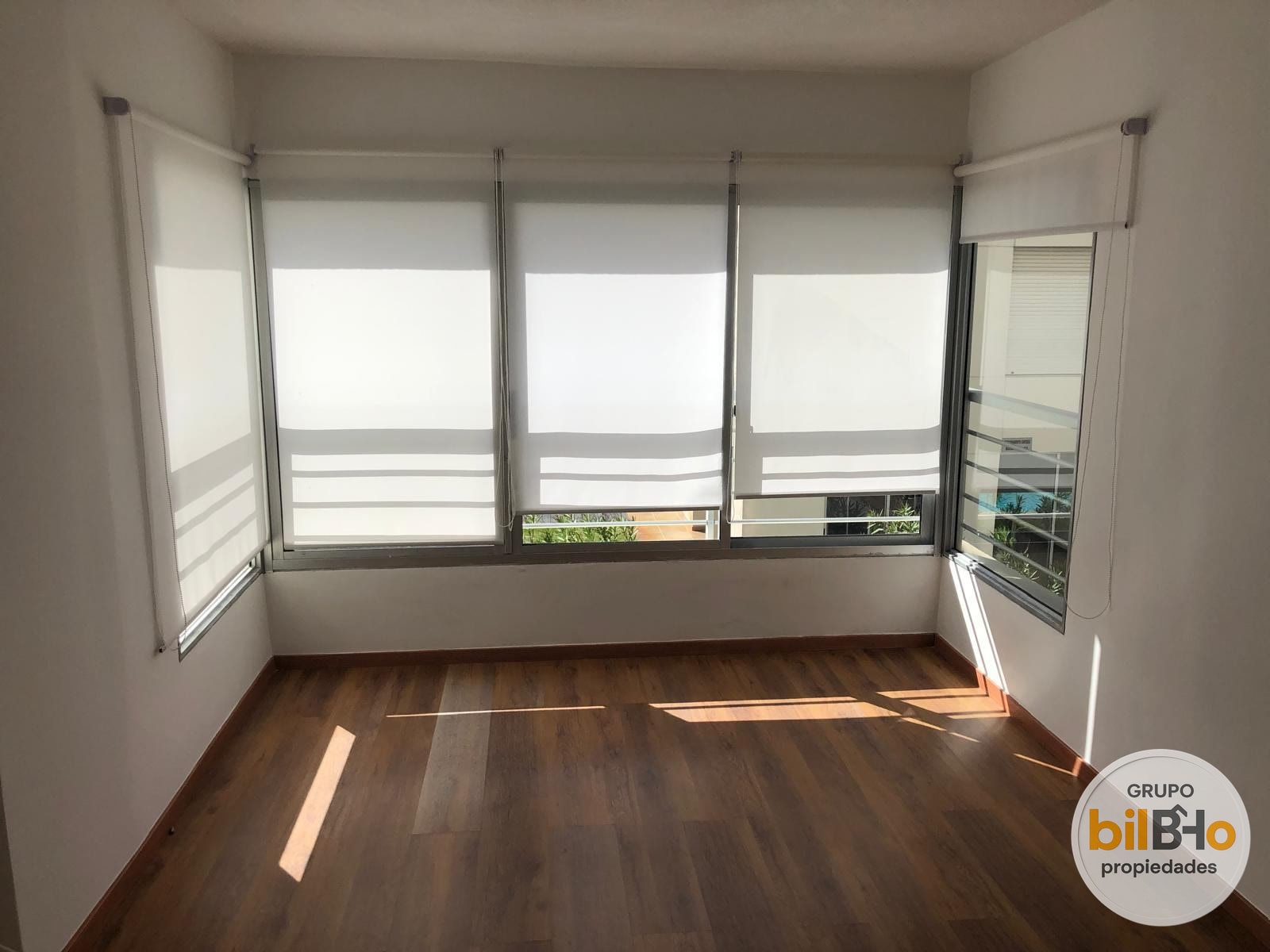 Apartamento en alquiler c/ cochera en Barra de Carrasco · Foto 4