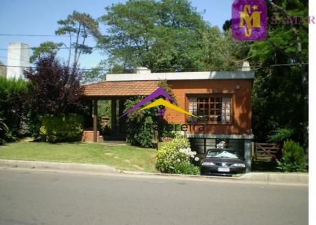 Casas En Playa Mansa