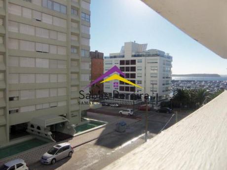 Apartamentos En Península