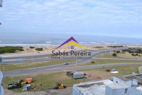 Vista Al Frente