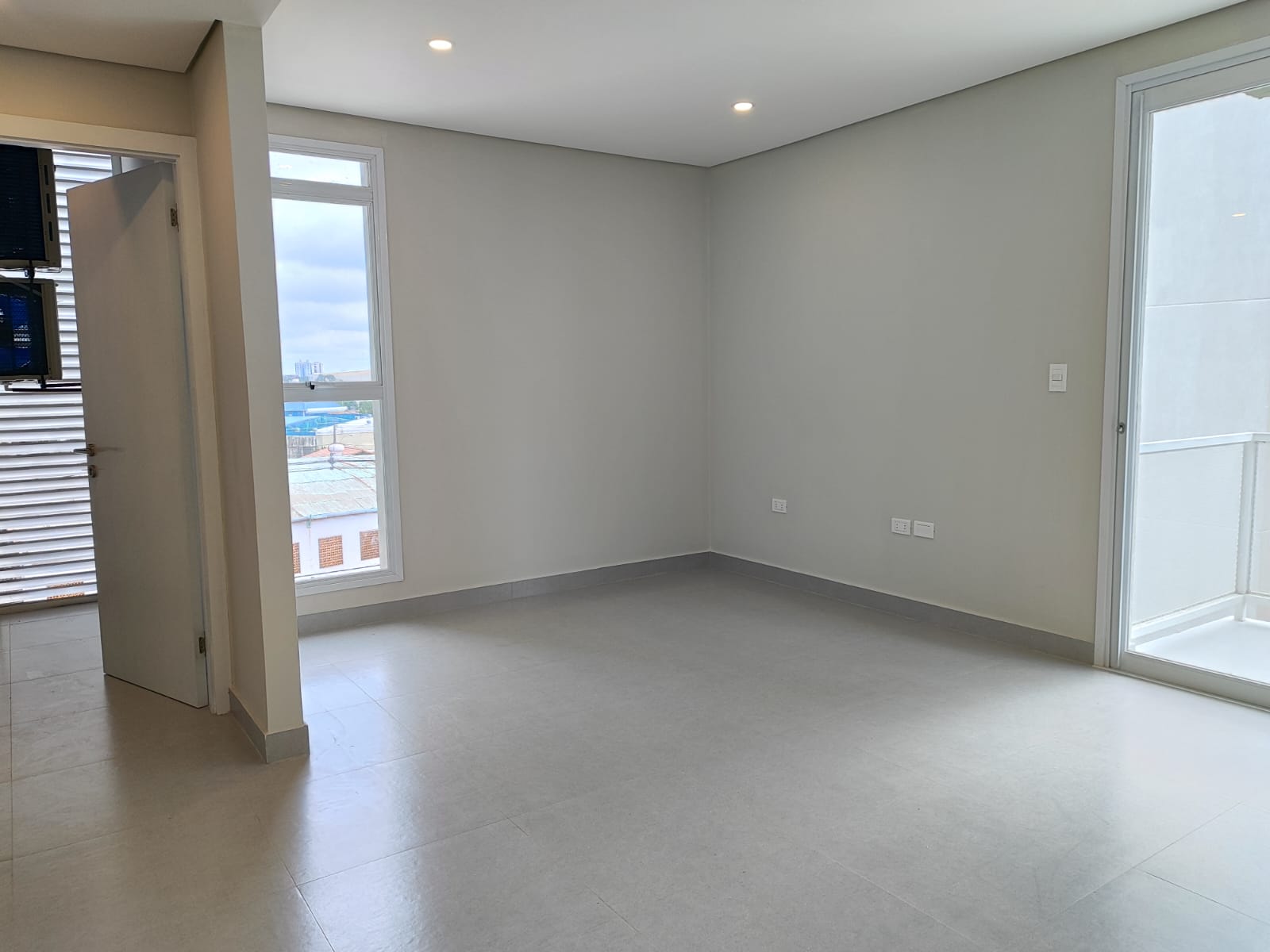 Dpto En Fernando De La Mora Zona Norte — foto 2