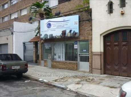 Pocitos Local Comercial Ubicado A 30 Metros