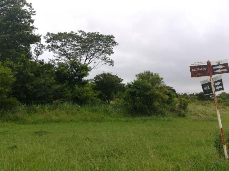 EN VENTA PROPIEDAD EN BARRIO CERRADO SURUBI´I — foto 2