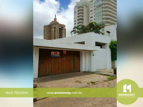 Hermosa Casa En Zona Centro Alquiler