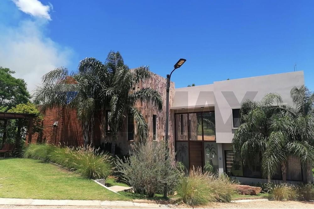 Casa - Venta - San Bernardino, Paraguay — foto 2