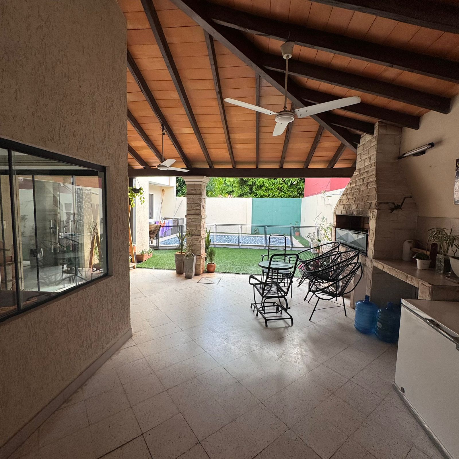 VENDO CASA EN LAMBARE B° VALLE APU´A I — foto 2