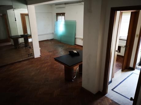 Casa En Venta 4 Dormitorios