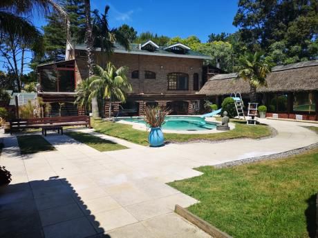 Casa En Venta 7 Dormitorios O Mas
