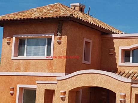 Casa En Venta 5 Dormitorios