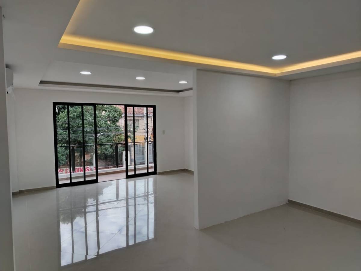 EN VENTA DEPARTAMENTO MONOAMBIENTE EN LAMBARÉ, B° SAN RAFAEL — foto 3
