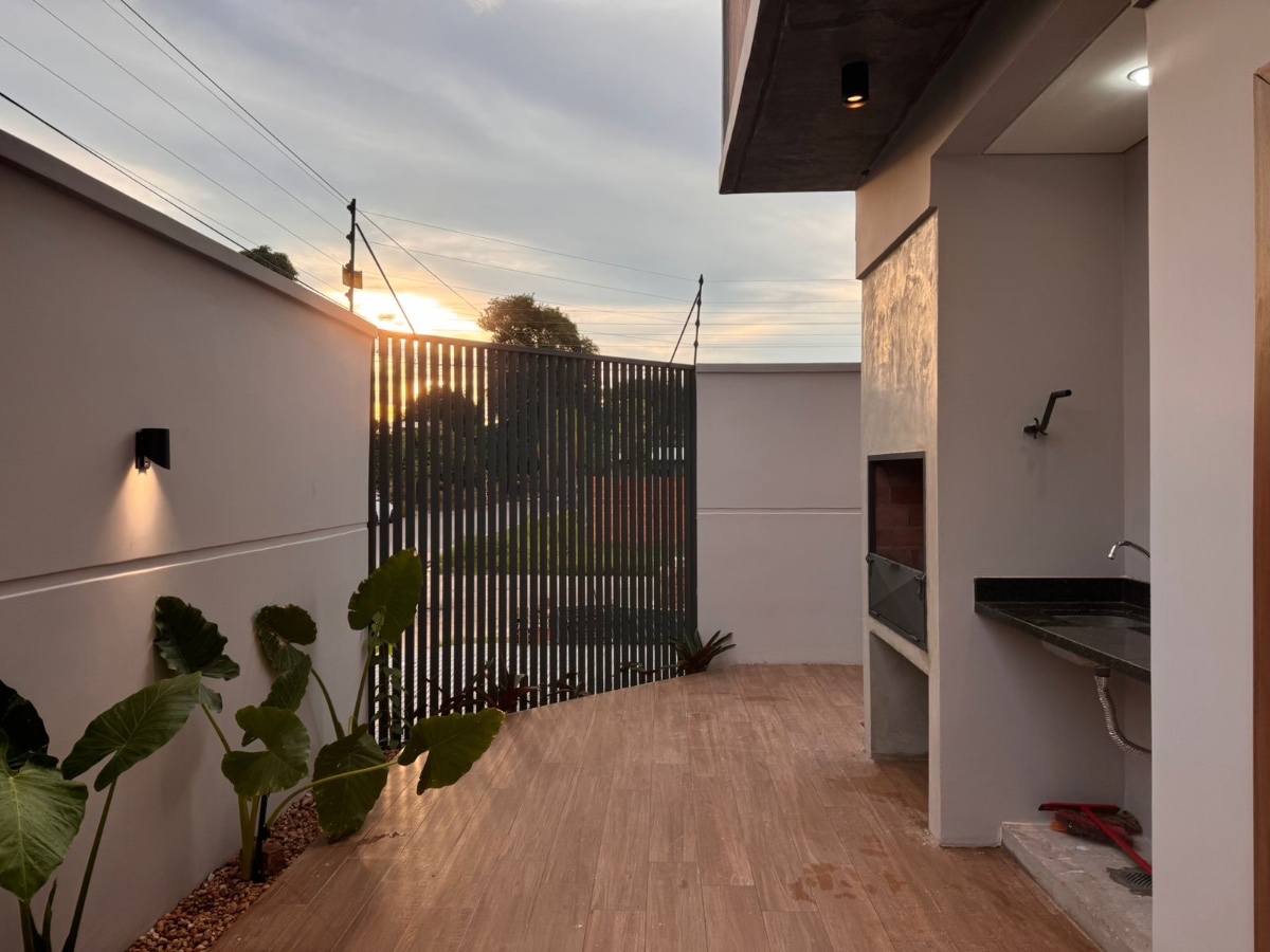 Casa en venta en Luque