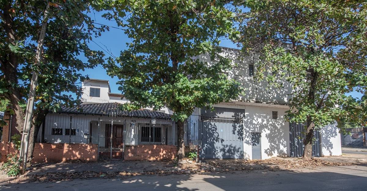 Vendo depósito en esquina con salida a 2 calles en Fernando de la Mora zona sur — foto 2