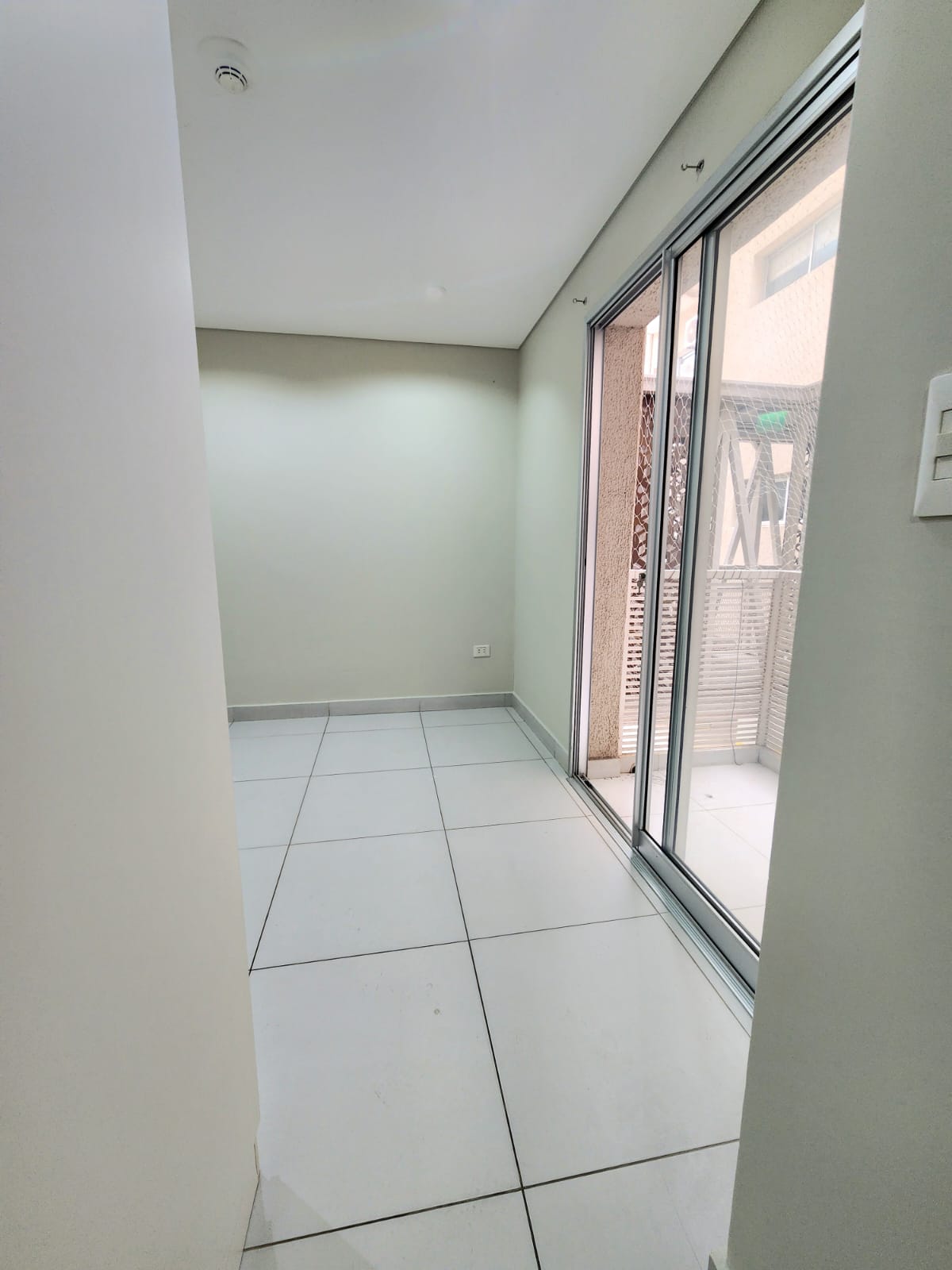 Departamento en alquiler en Los Laureles, Asunción — foto 3
