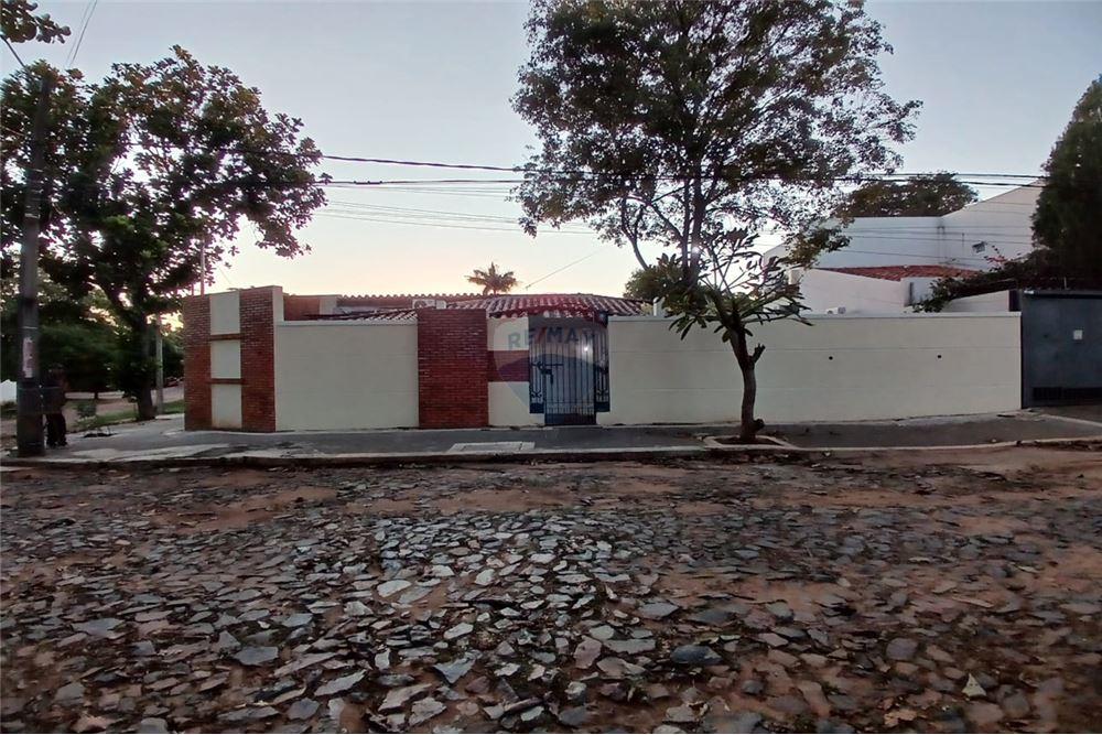 Casa en alquiler en Las Lomas
