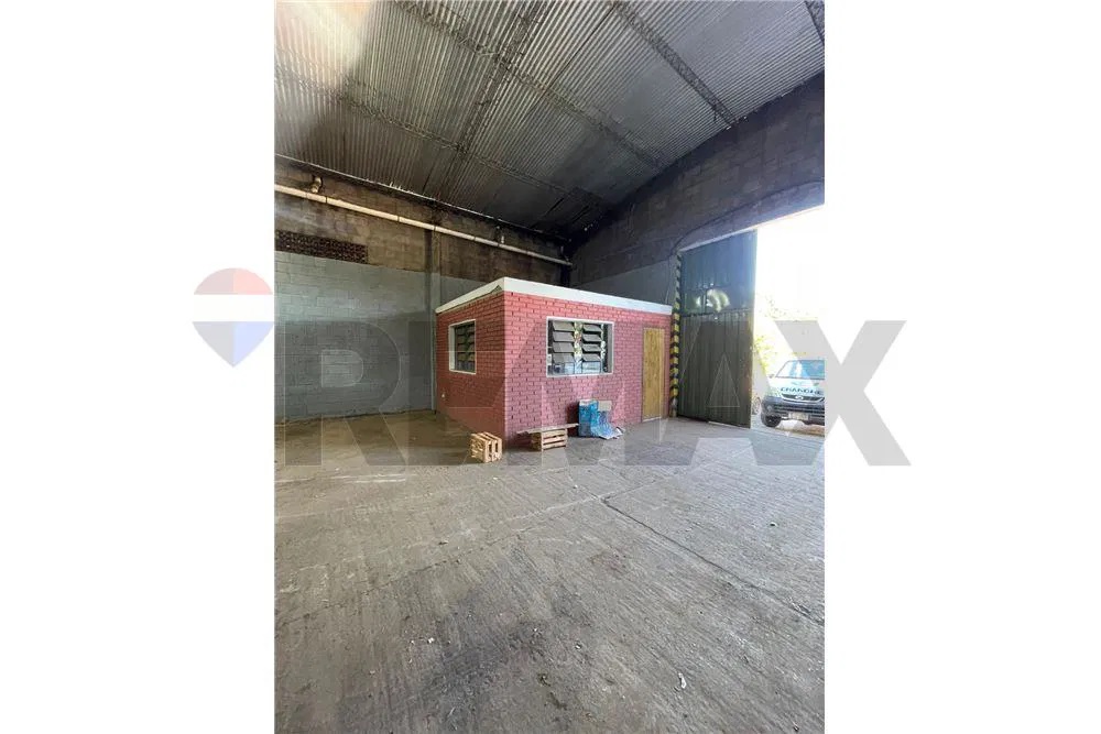 En alquiler Tinglado con espacio flexible y funcional de 431 m2 — foto 2