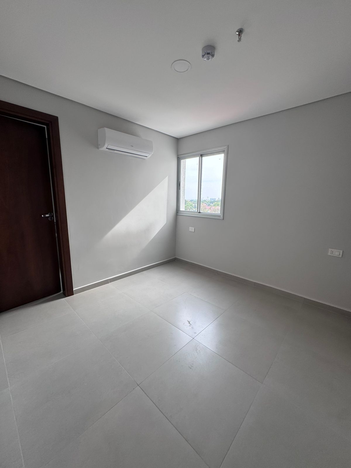 ALQUILO DEPARTAMENTO EN LOS LAURELES — foto 3
