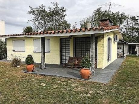 Excelente Casa A Metros De La Playa