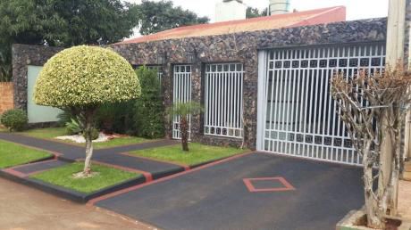 Vendo Hermosa Casa En Barrio San Isidro (km 6 1/2)